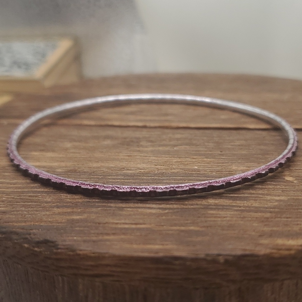 B658 scalloped edges purple bracelet‎ slider
